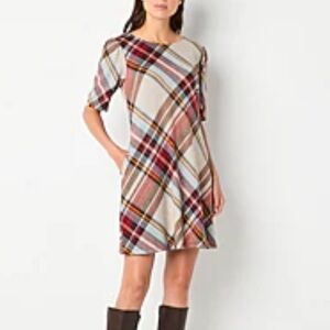 R&K Plaid Shift Dress in Gray and Red Sz XL NWT